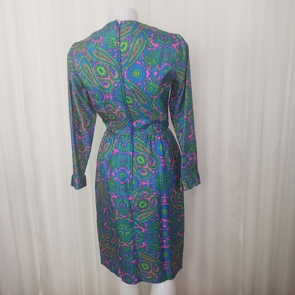 Vintage Sue Brett vibrant paisley dress blue green pink ruffle hem cuff 70s gorg - Picture 9 of 14